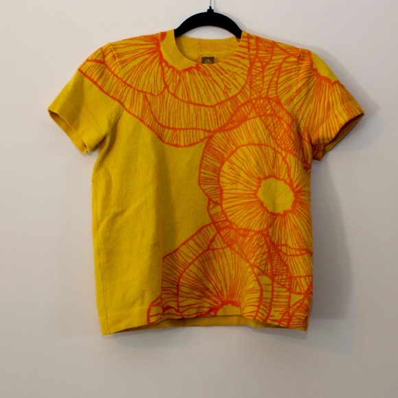 Bright short sleeve sweater - Picture 1 of 2